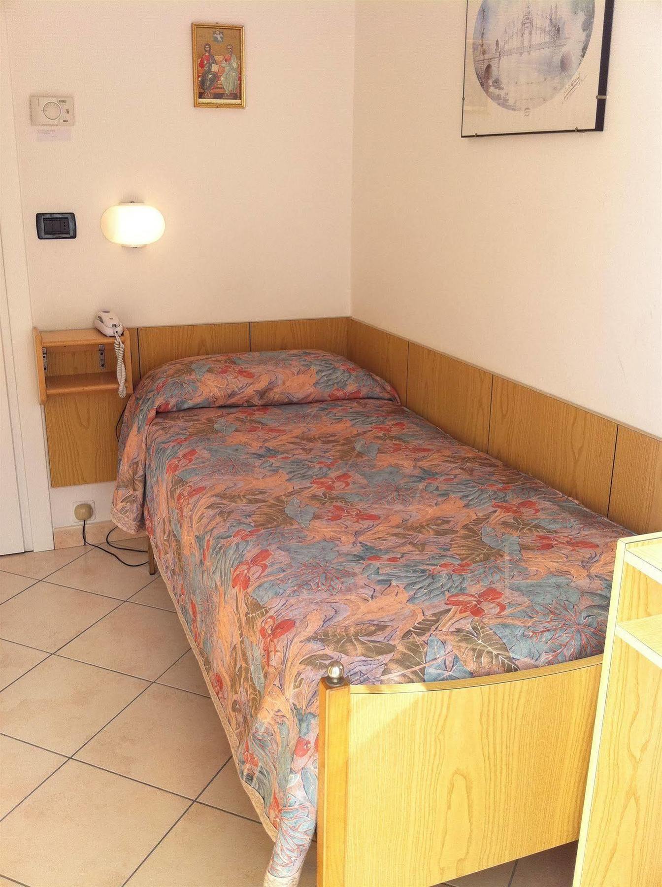 Hotel Piccinelli Rimini Exteriör bild